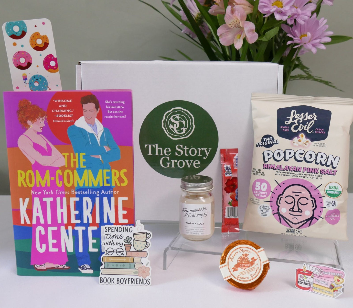 The Rom-Commers story box – flat lay of included items