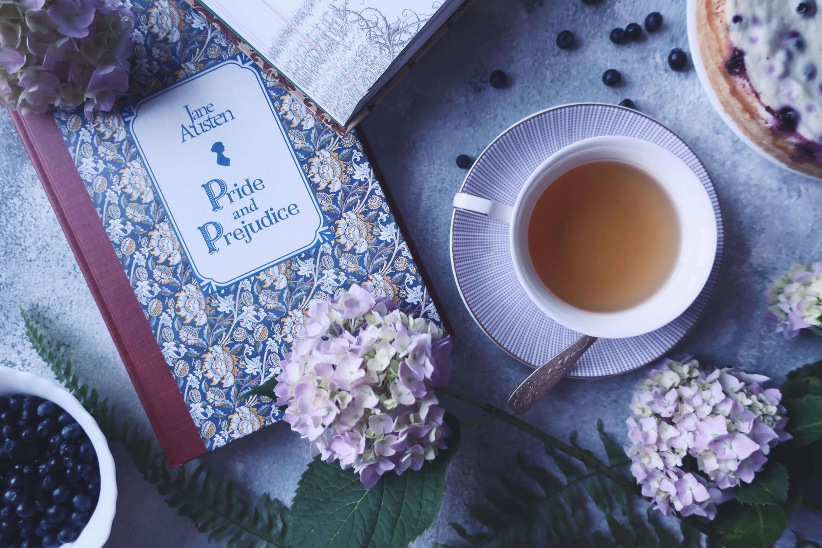 Clean romance with flowers and tea